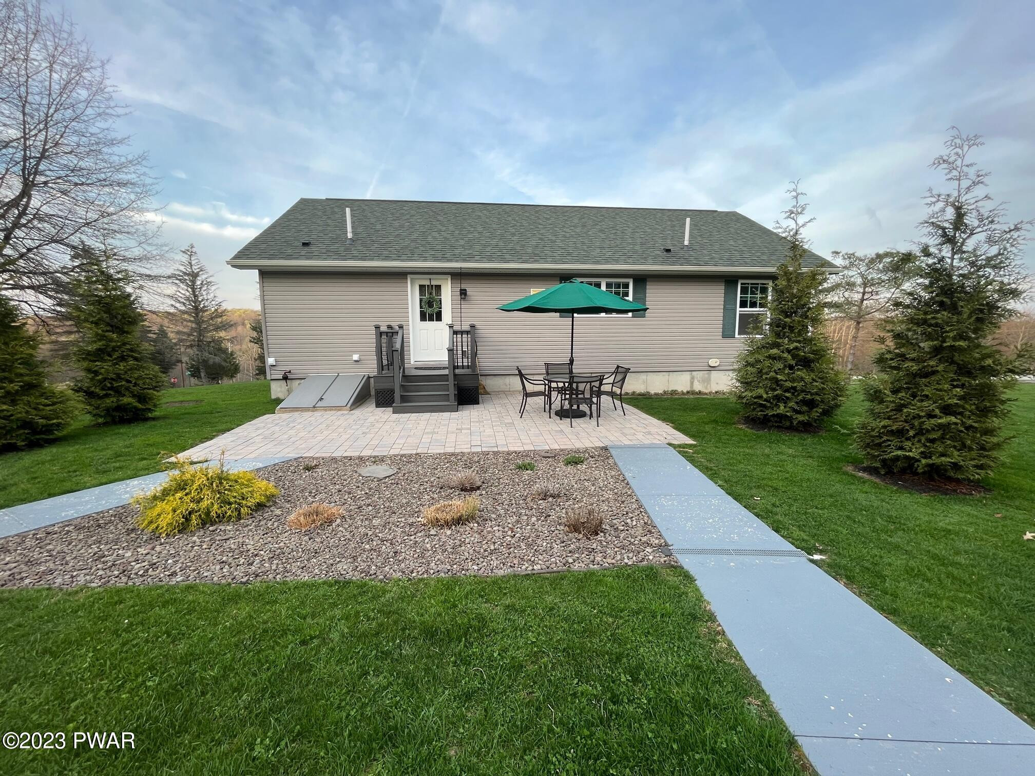 740 Hemlock Road Waymart, PA 18472 - Photo 26 of 39
