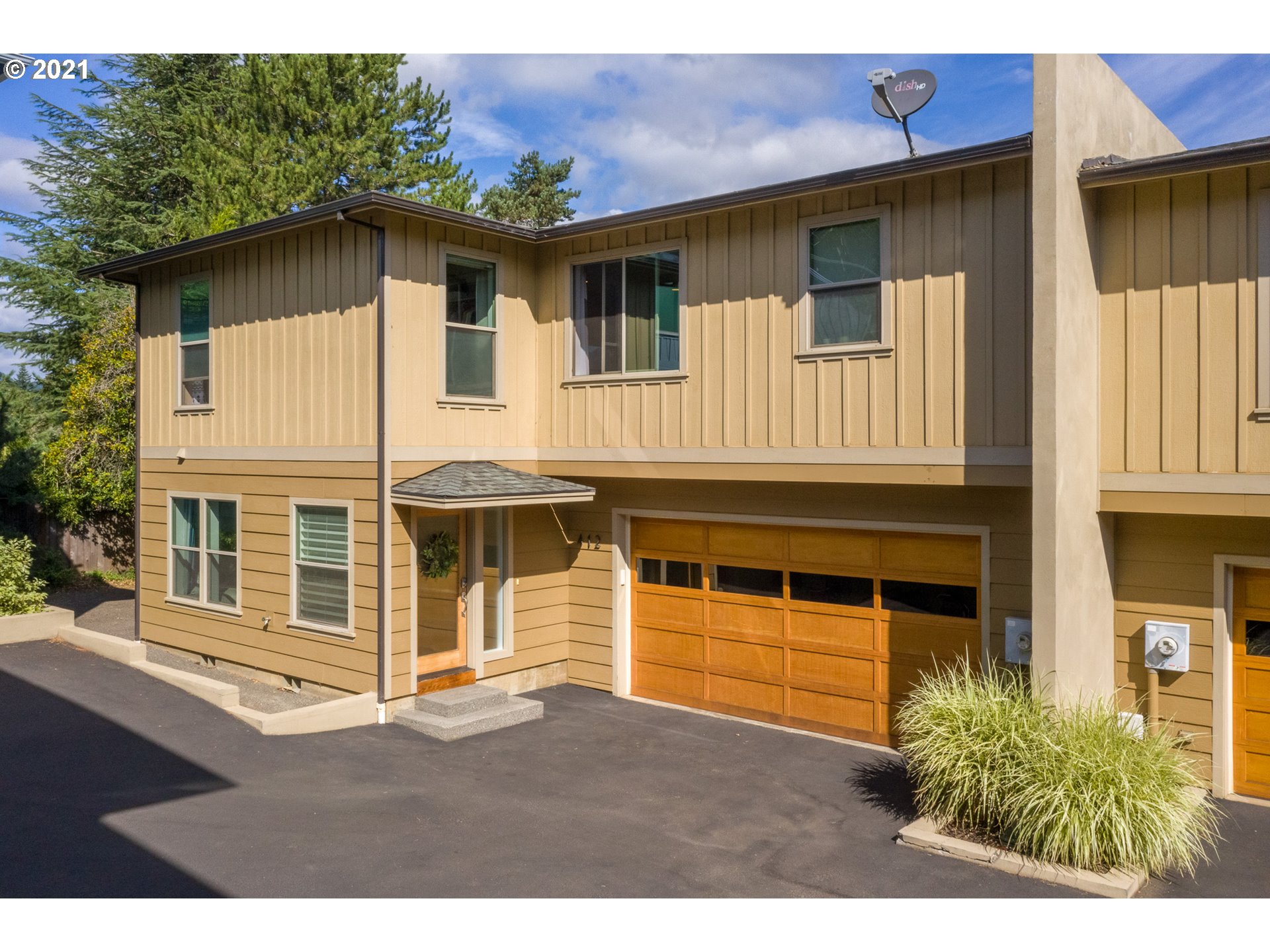 412 Bluff Road Hood River, OR 97031 - Photo 1 of 25 Gallery Image 1