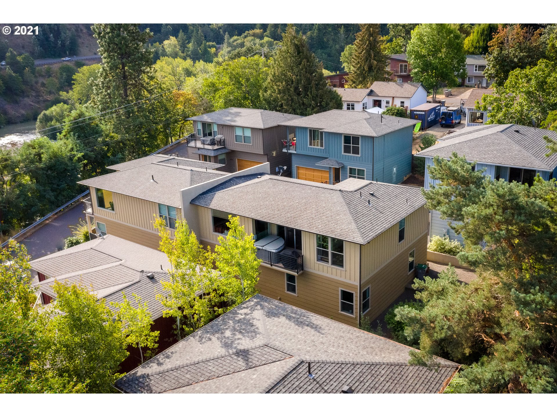 412 Bluff Road Hood River, OR 97031 - Photo 19 of 25 Gallery Image 19