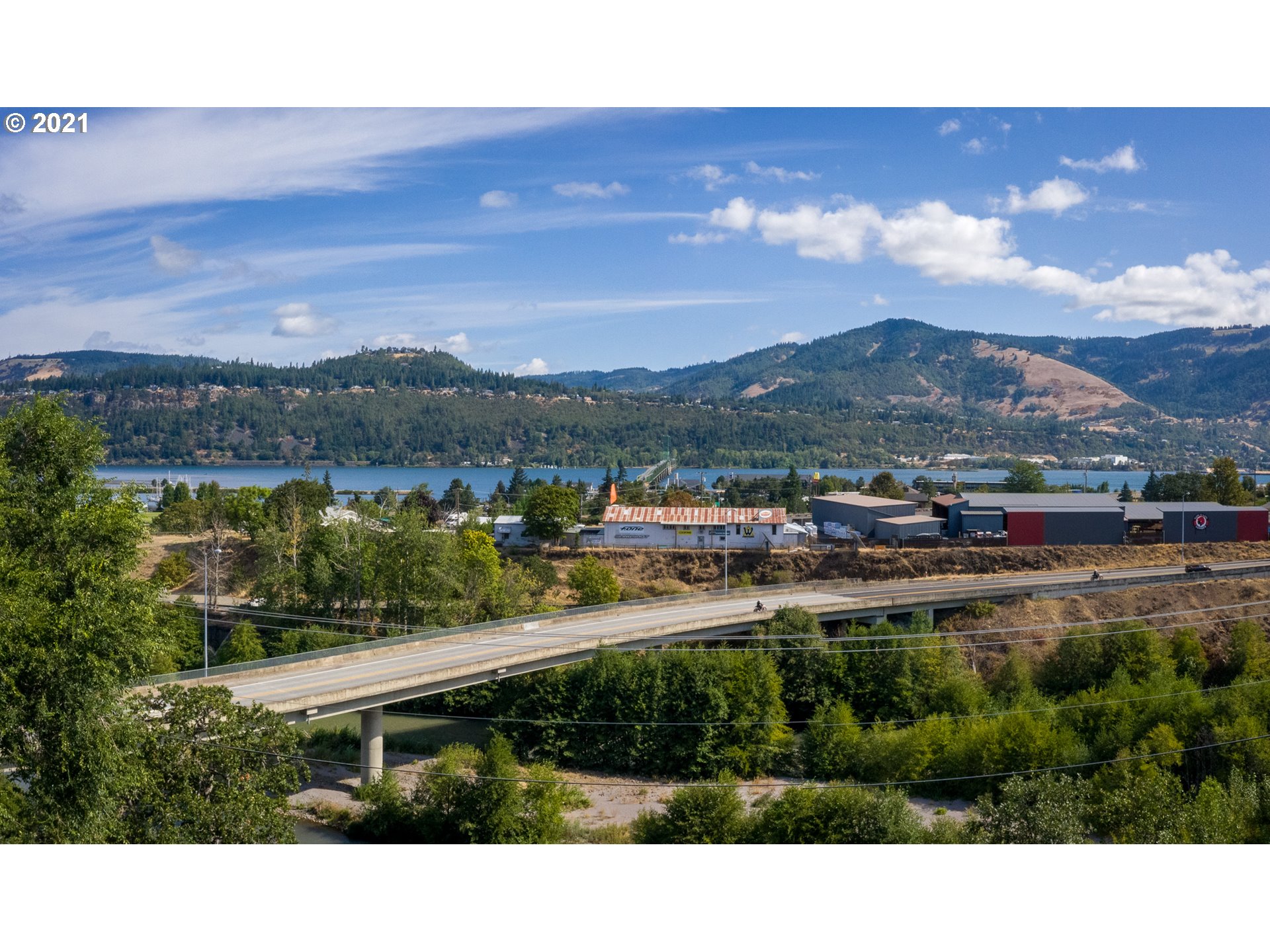 412 Bluff Road Hood River, OR 97031 - Photo 24 of 25 Gallery Image 24