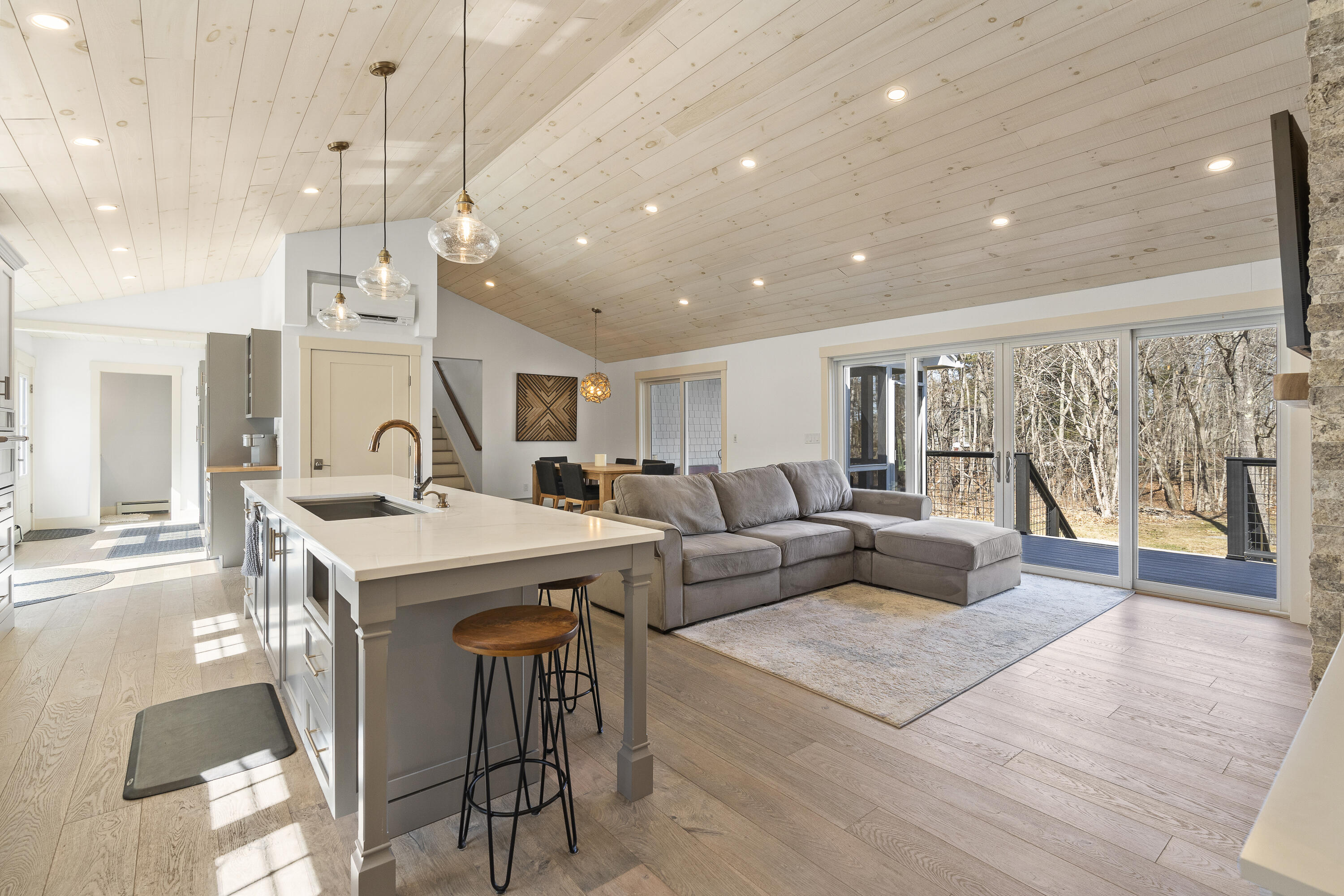 190 Harpswell Neck Road Harpswell, ME 04079 - Photo 62 of 110 Great room