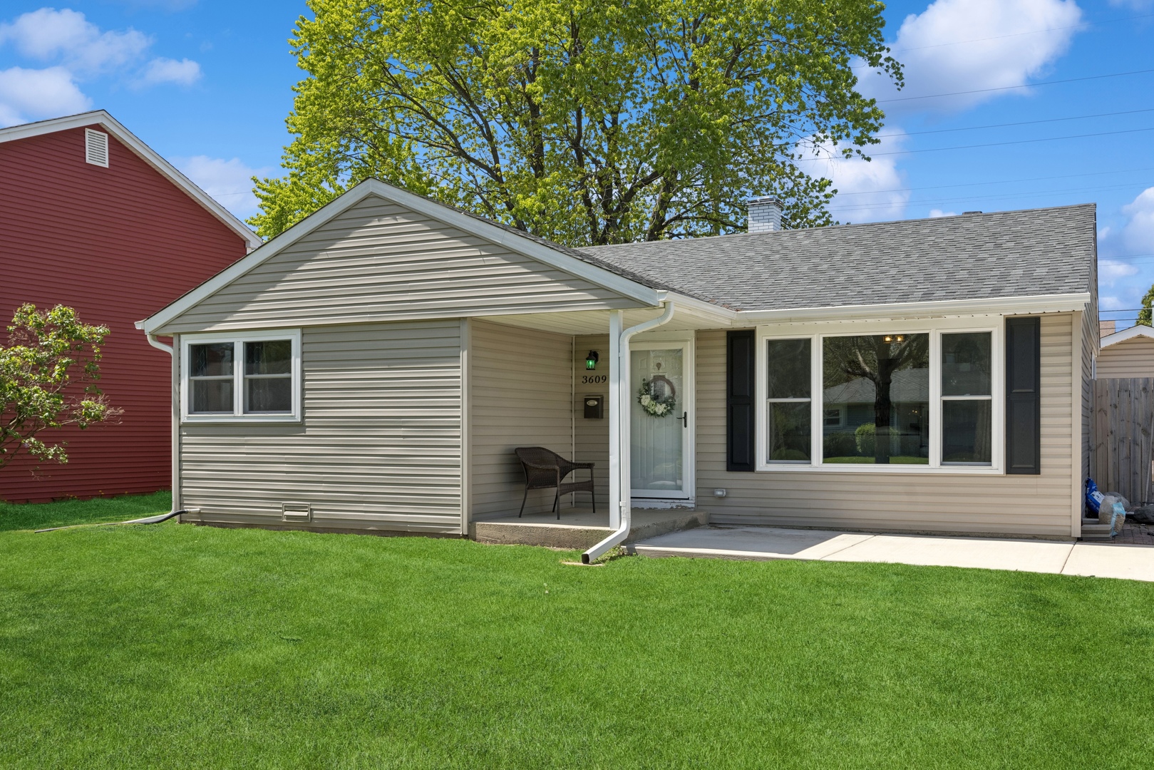 3609 Bobwhite Lane Rolling Meadows, IL 60008 - Photo 1 of 11
