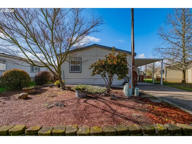$119,900 | 5050 Southeast Columbus Street, Unit 123, Albany, OR 97322
