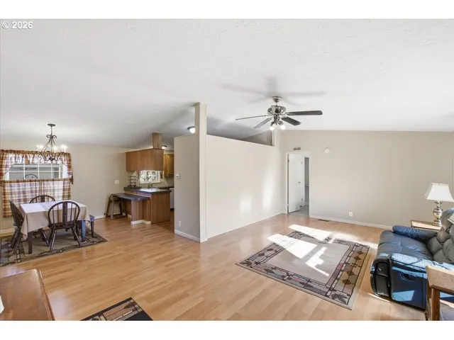 $119,900 | 5050 Southeast Columbus Street, Unit 123, Albany, OR 97322