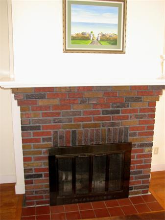 16 Hapgood Road Worcester, MA 01605 - Photo 3 of 25 Gallery Image 3