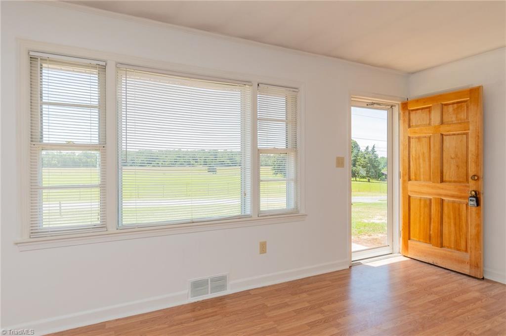 3035 Plantation Road Winston-Salem, NC 27105 - Photo 22 of 28