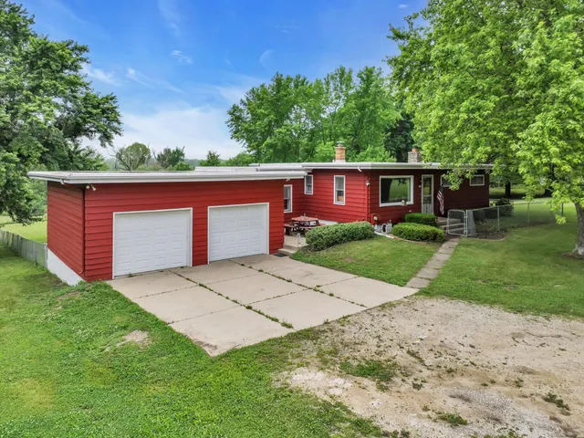 $550,000 | 630 South Wisconsin Street, Whitewater, WI 53190