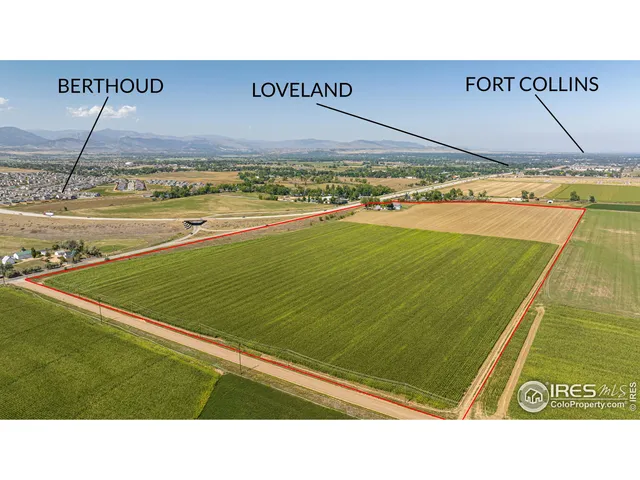 a black and white photo of a book