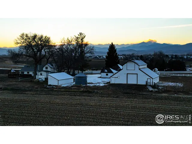 a black and white photo of a house
