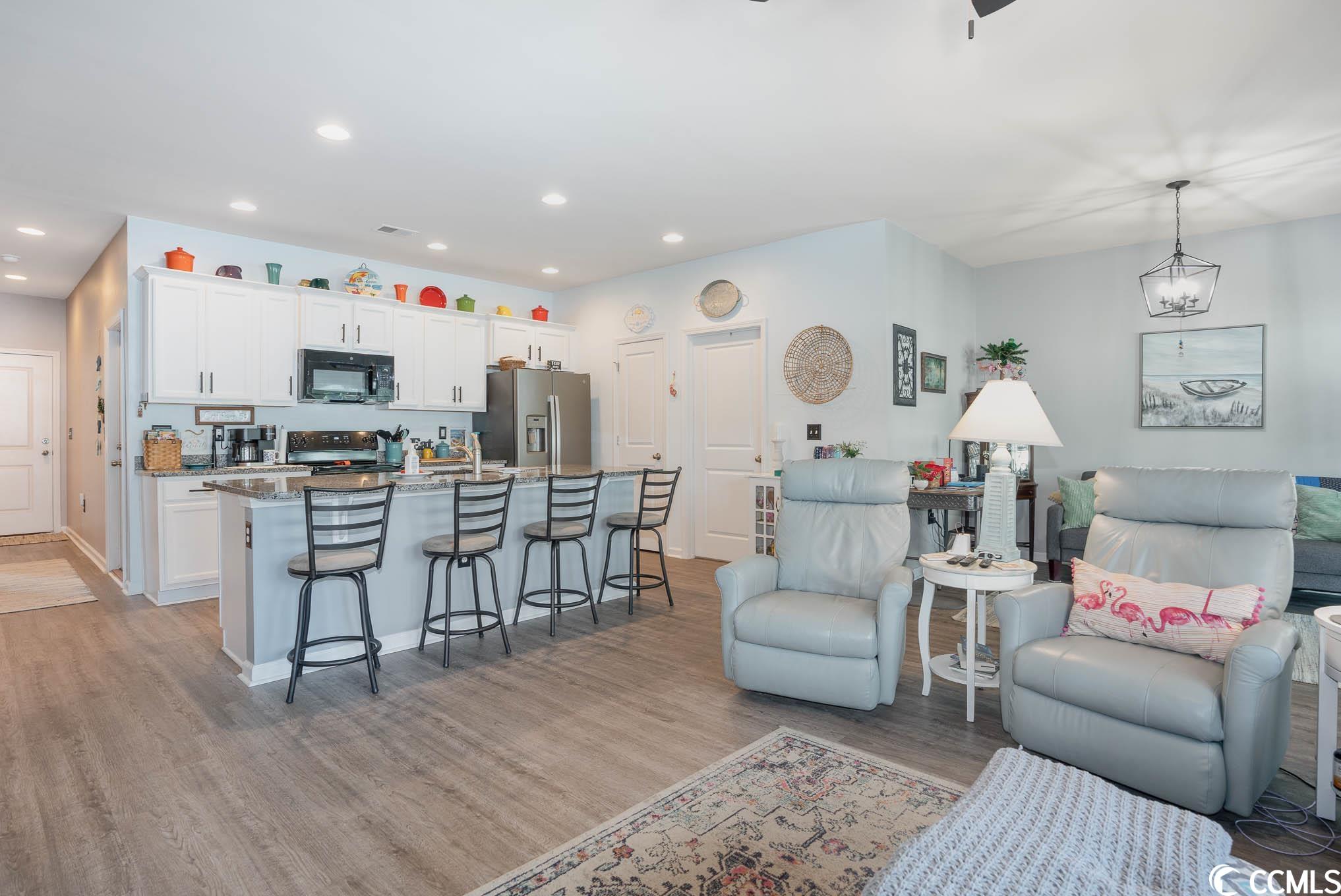 124 Hampton Circle Myrtle Beach, SC 29588 - Photo 12 of 37