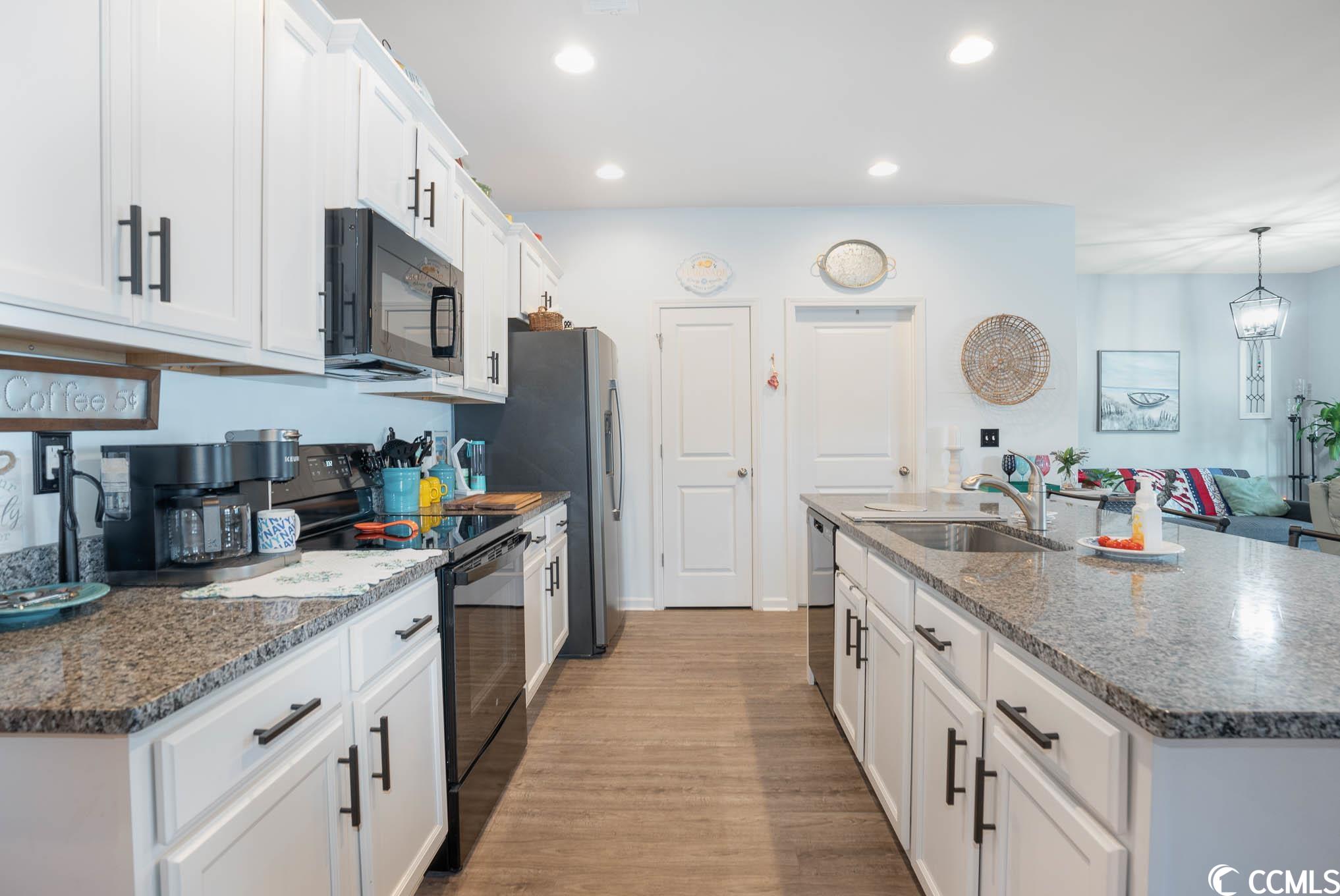 124 Hampton Circle Myrtle Beach, SC 29588 - Photo 16 of 37