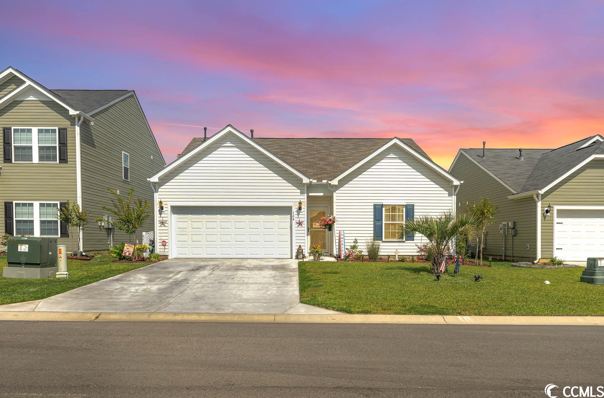 124 Hampton Circle Myrtle Beach, SC 29588 - Photo 2 of 37