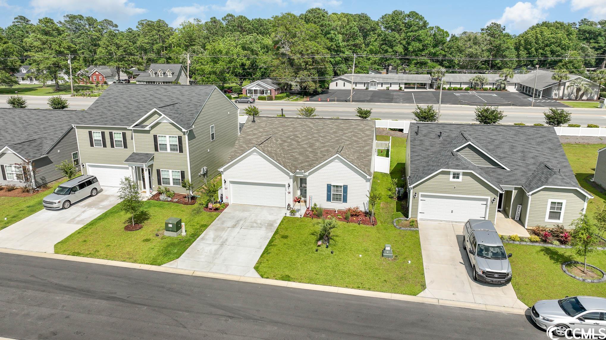 124 Hampton Circle Myrtle Beach, SC 29588 - Photo 3 of 37