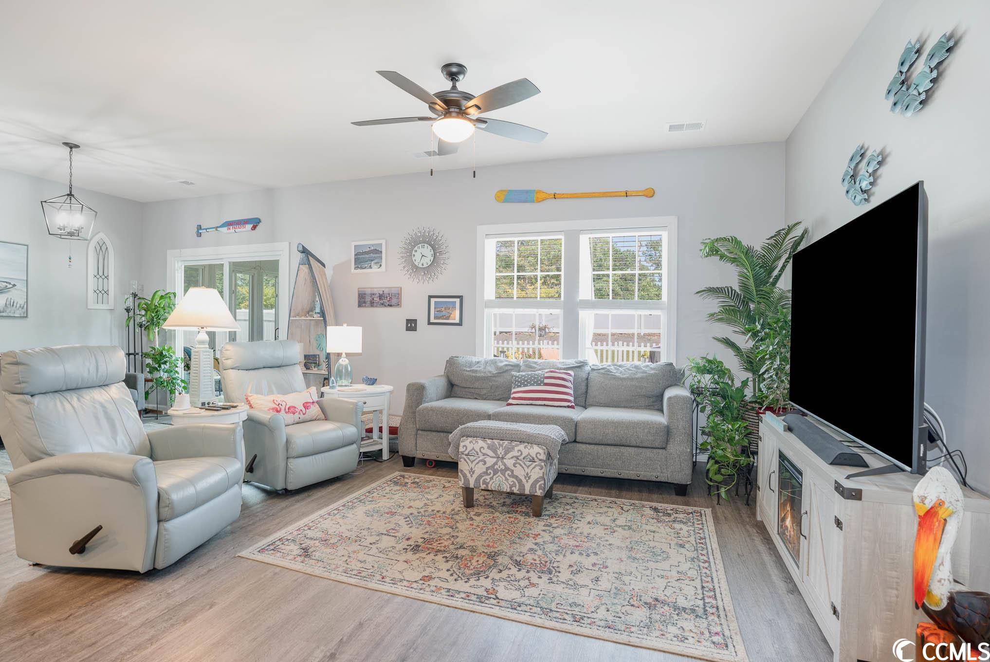 124 Hampton Circle Myrtle Beach, SC 29588 - Photo 8 of 37