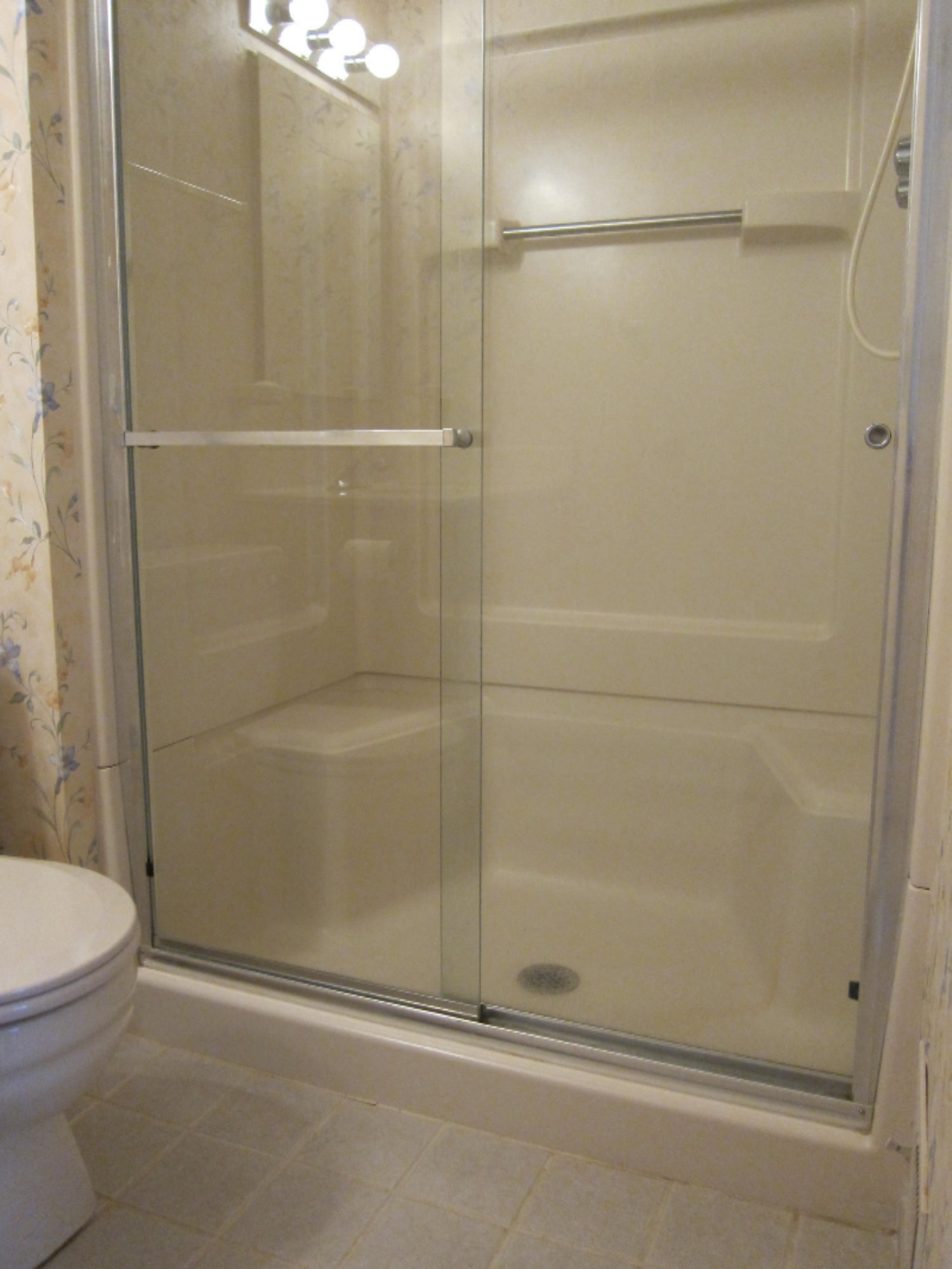 3747 Cedaridge Road Kalamazoo, MI 49008 - Photo 9 of 23 master bath, shower, Trenkle