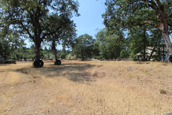 $130,000 | 300 Caves Highway, Cave Junction, OR 97523