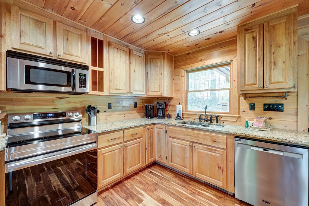 228 Indian Ridge Road Epworth, GA 30541 - Photo 8 of 44