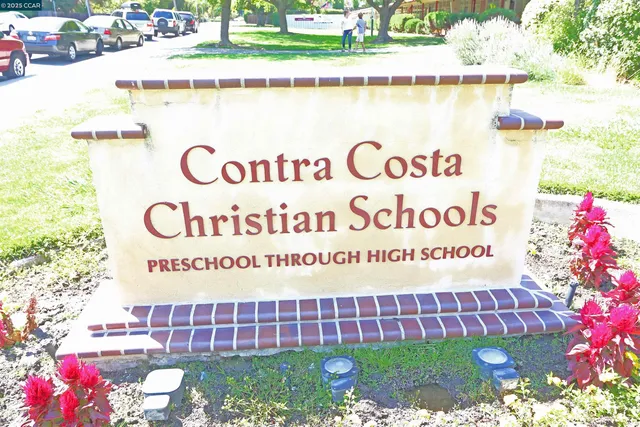 $649,900 | 190 Cleaveland Road, Unit 12, Pleasant Hill, CA 94523