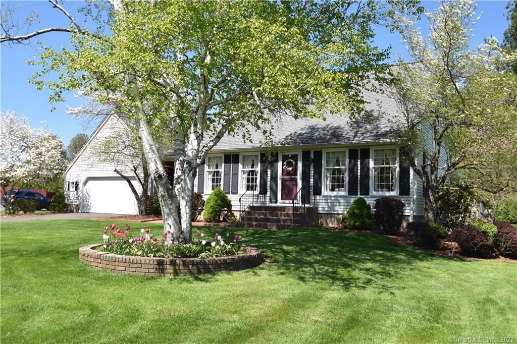 6 Catherine Dr., Suffield