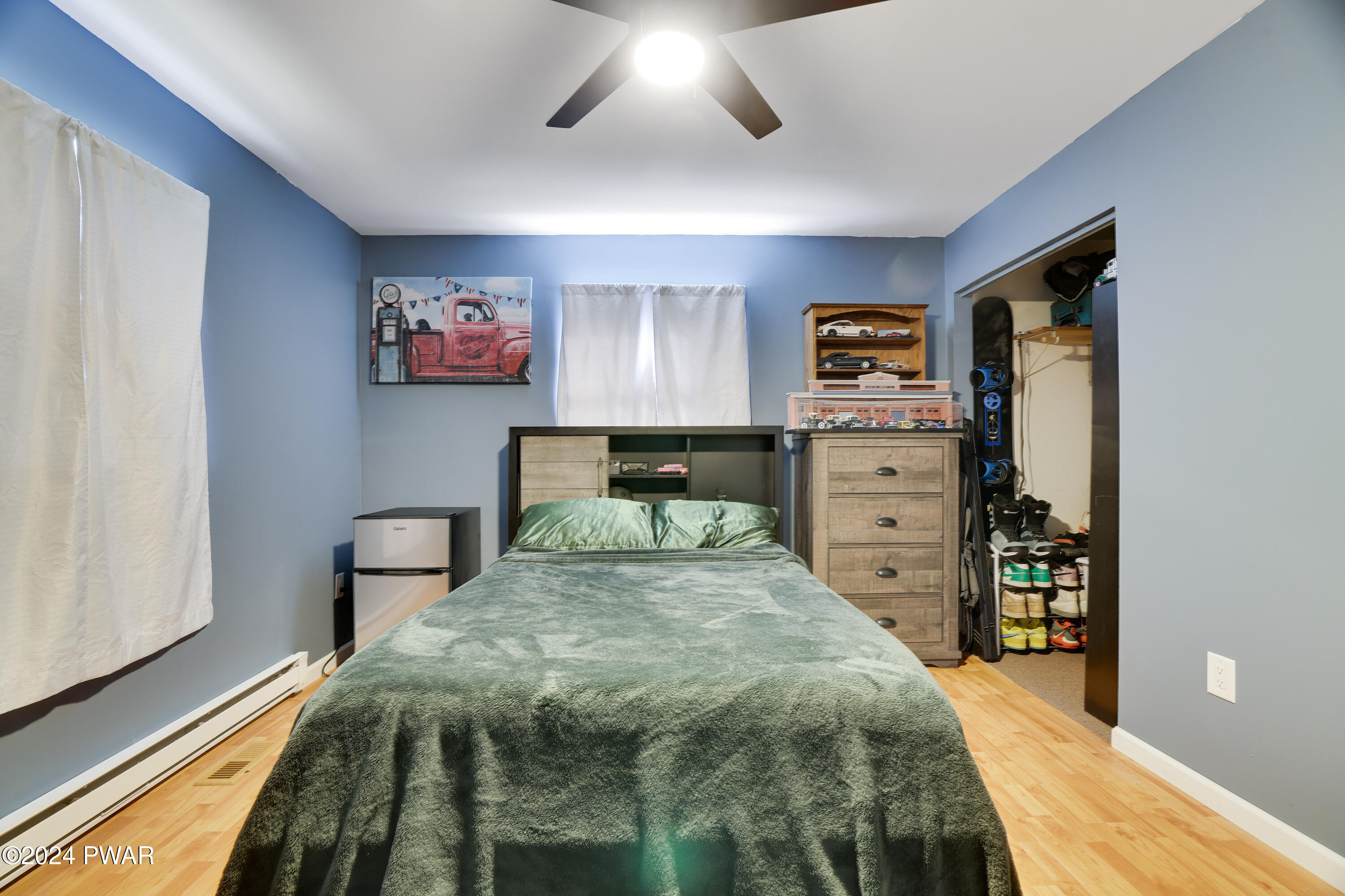 131 Hilltop Road Newfoundland, PA 18445 - Photo 17 of 38 Bedroom 1