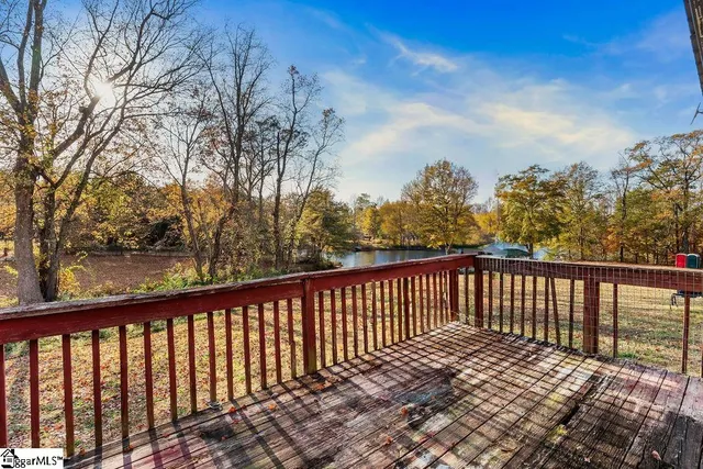 $299,900 | 328 Wimberly Drive, Spartanburg, SC 29306