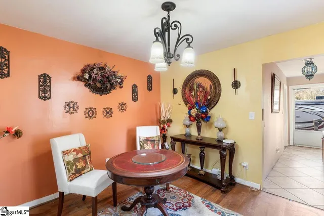 $299,900 | 328 Wimberly Drive, Spartanburg, SC 29306