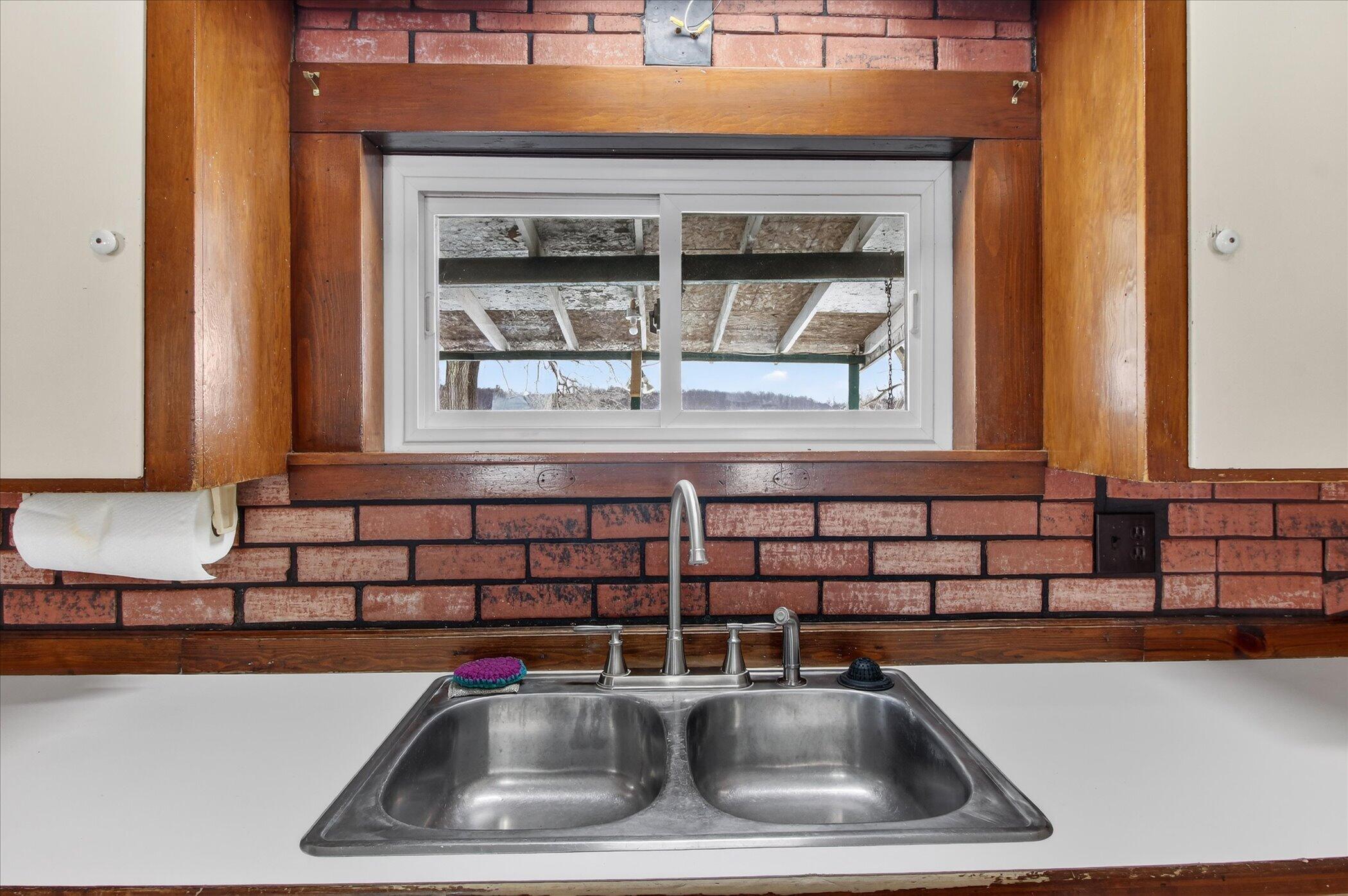 2067 11 Mile Road Remus, MI 49340 - Photo 13 of 62 13-2067-11-Mile-Rd-Windowstill