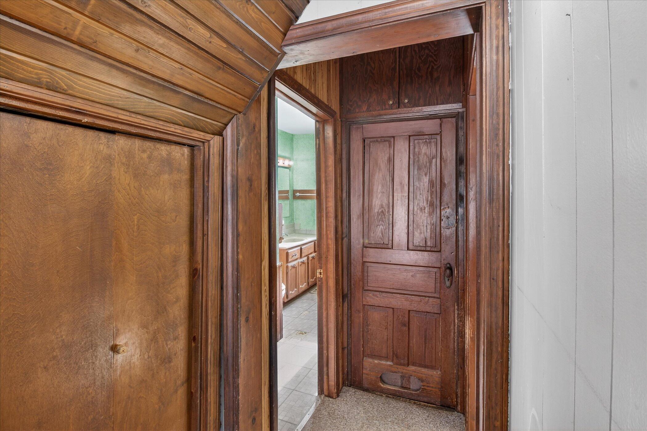 2067 11 Mile Road Remus, MI 49340 - Photo 22 of 62 22-2067-11-Mile-Rd-Windowstill