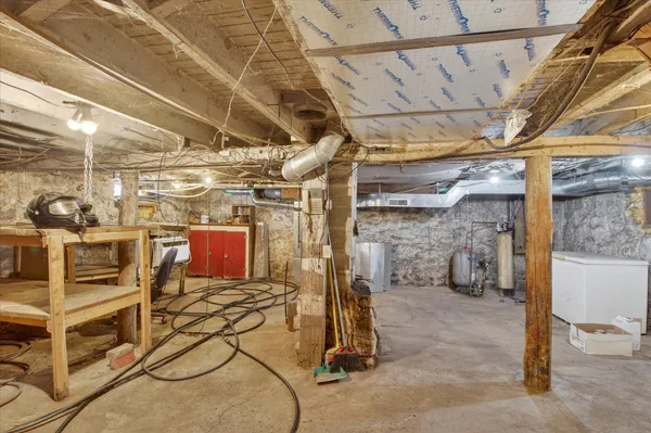 $250,000 | 2067 11 Mile Road, Remus, MI 49340