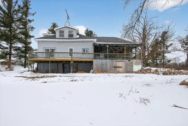 $250,000 | 2067 11 Mile Road, Remus, MI 49340