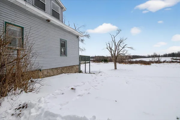 $250,000 | 2067 11 Mile Road, Remus, MI 49340