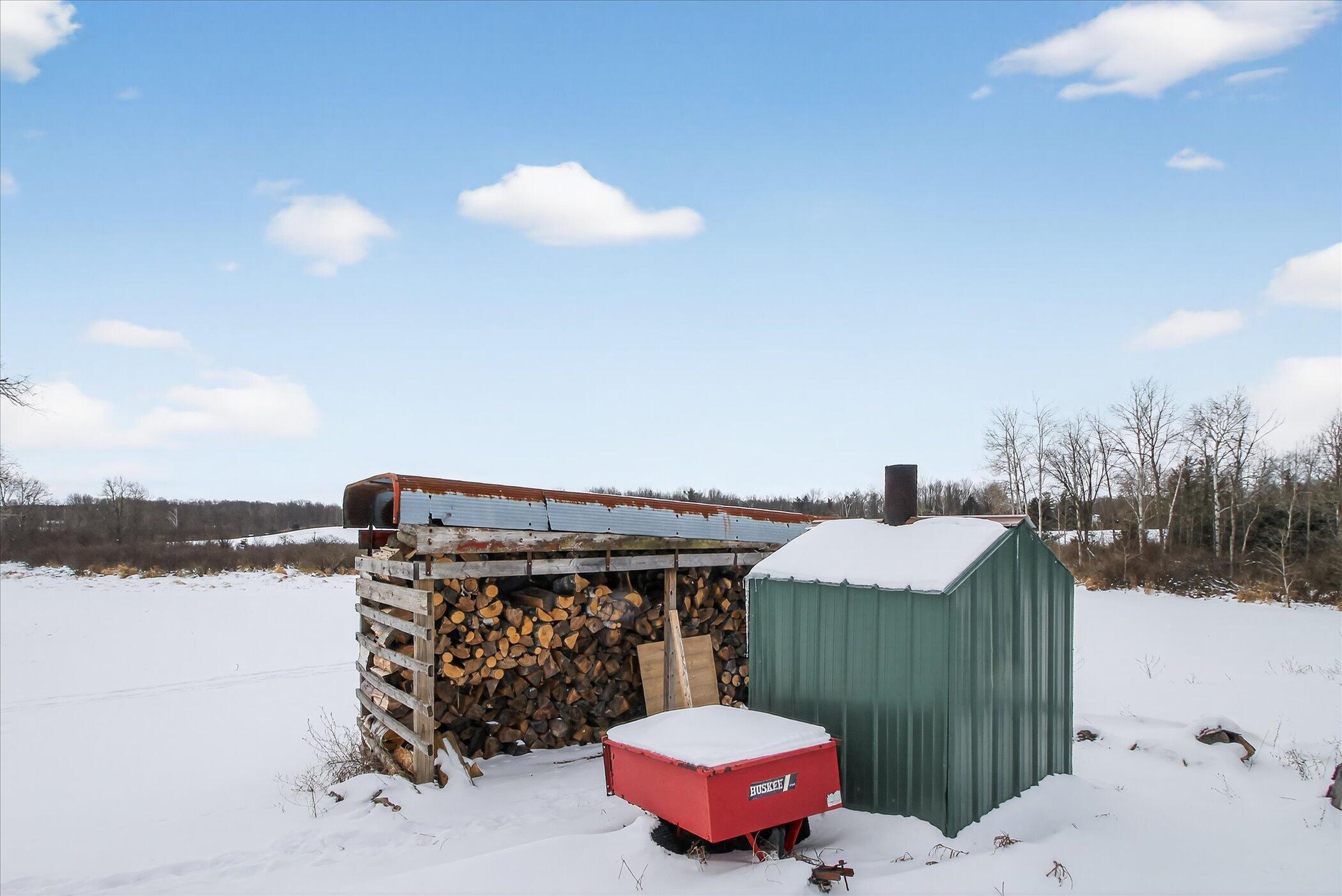 2067 11 Mile Road Remus, MI 49340 - Photo 38 of 62 38-2067-11-Mile-Rd-Windowstill