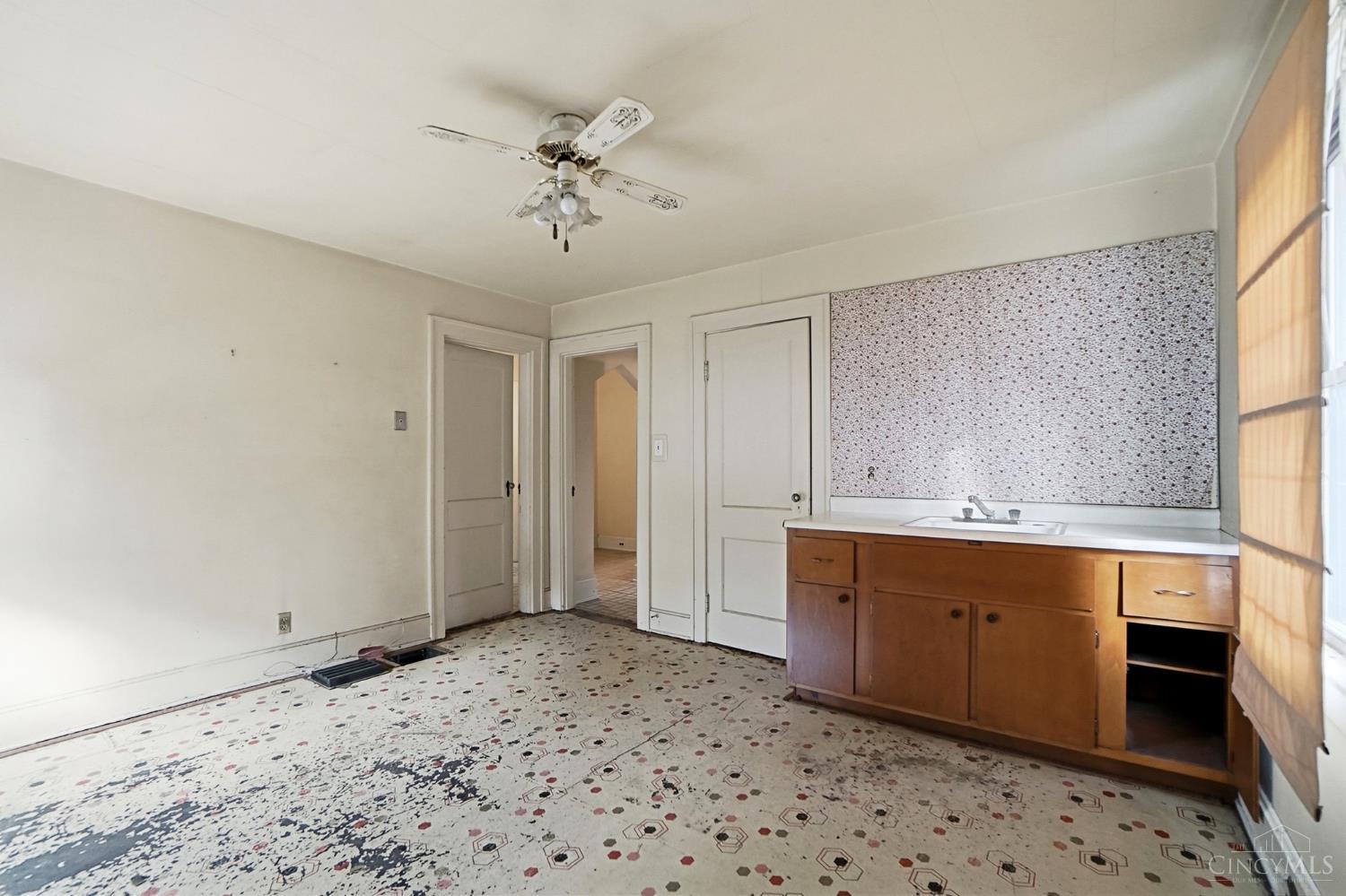 2965 Jessup Road Cincinnati, OH 45239 - Photo 36 of 50