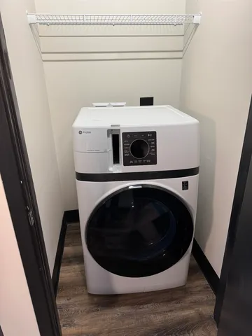 $1,995 | 200 West College Avenue, Unit 302, Appleton, WI 54911