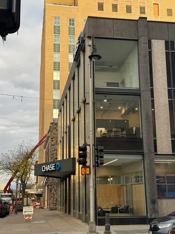 $1,995 | 200 West College Avenue, Unit 302, Appleton, WI 54911