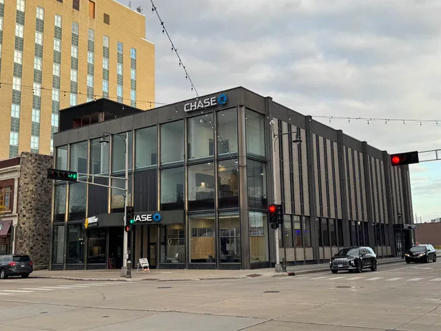 $1,995 | 200 West College Avenue, Unit 302, Appleton, WI 54911