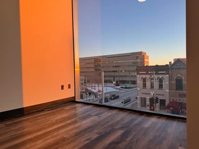 $1,995 | 200 West College Avenue, Unit 302, Appleton, WI 54911