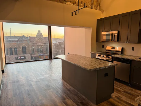 $1,995 | 200 West College Avenue, Unit 302, Appleton, WI 54911