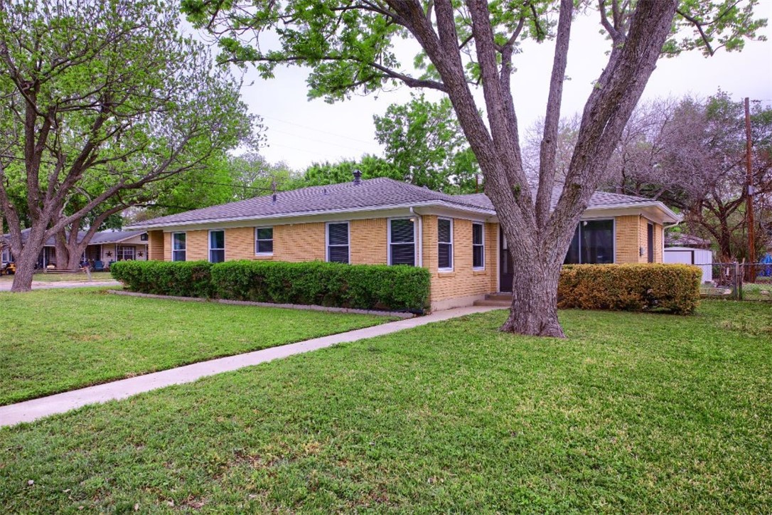 1016 Randall Street Taylor, TX 76574 - Photo 1 of 1