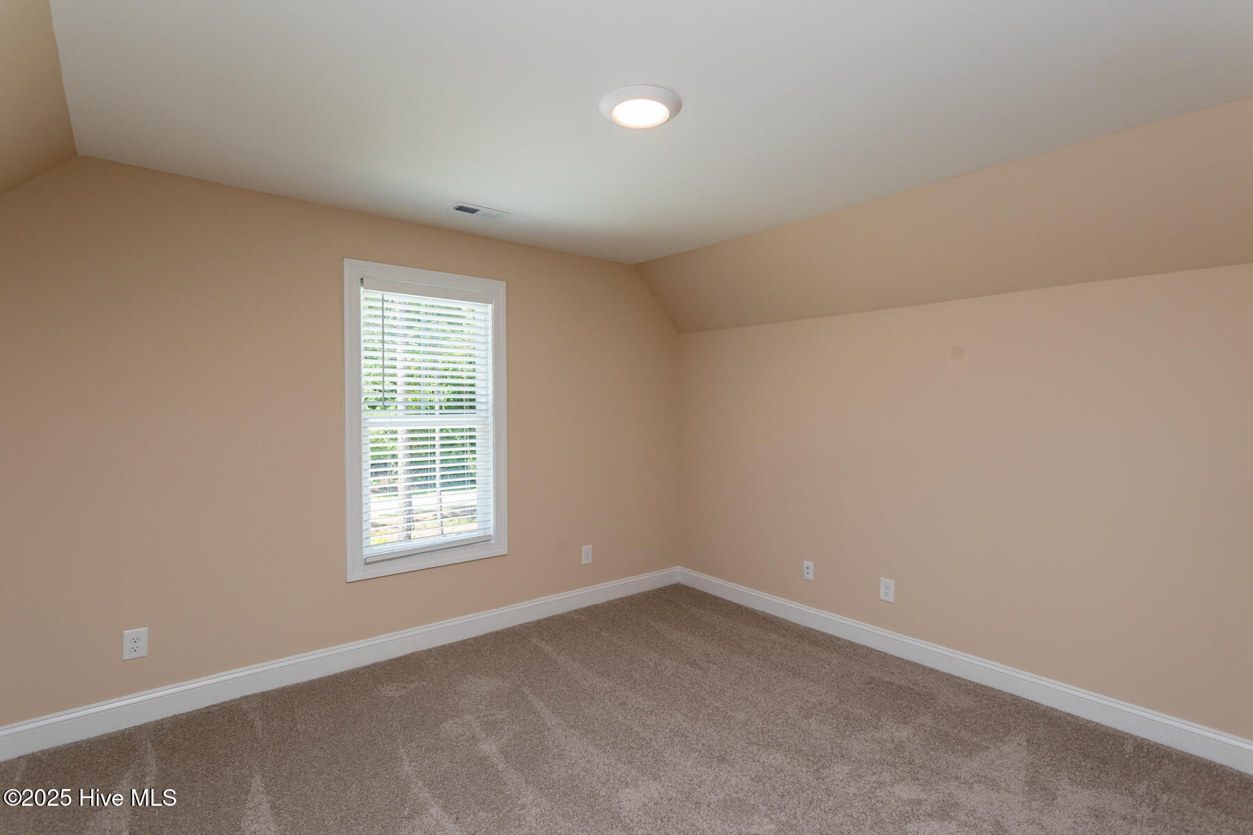 1265 Morganton Road Pinehurst, NC 28374 - Photo 26 of 34 upper bonus room2