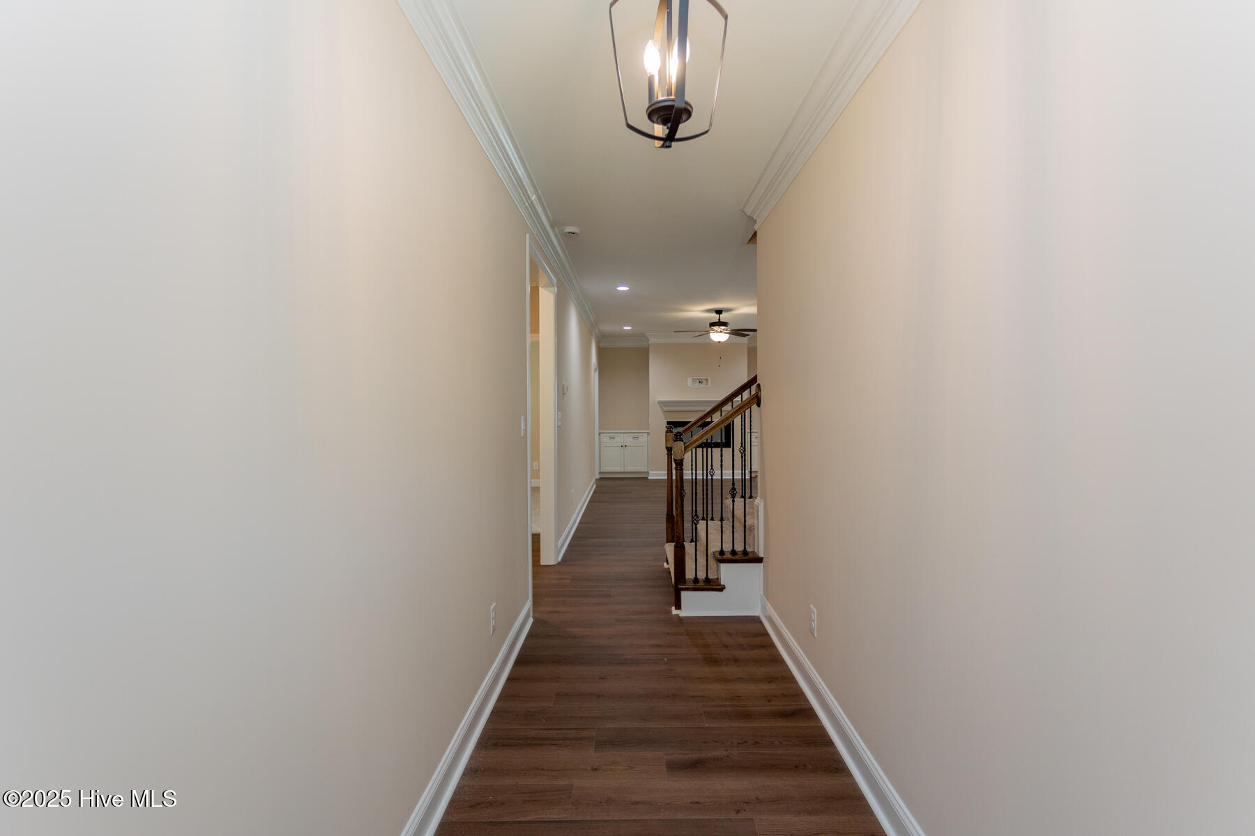 1265 Morganton Road Pinehurst, NC 28374 - Photo 3 of 34 foyer1