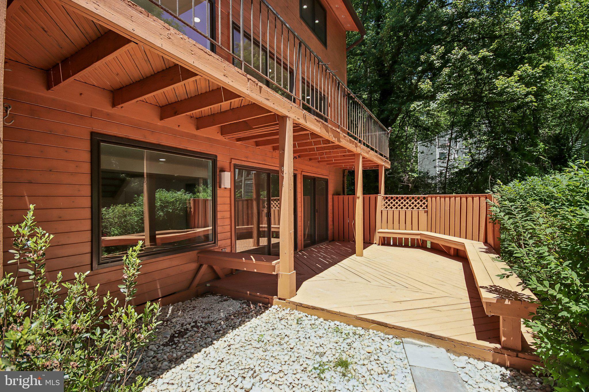 2121 Cabots Point Lane Reston, VA 20191 - Photo 17 of 20