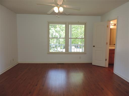 1710 Setter Road Clarksville, TN 37042 - Photo 6 of 25 Gallery Image 6