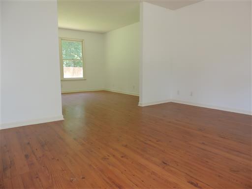 1710 Setter Road Clarksville, TN 37042 - Photo 7 of 25 Gallery Image 7