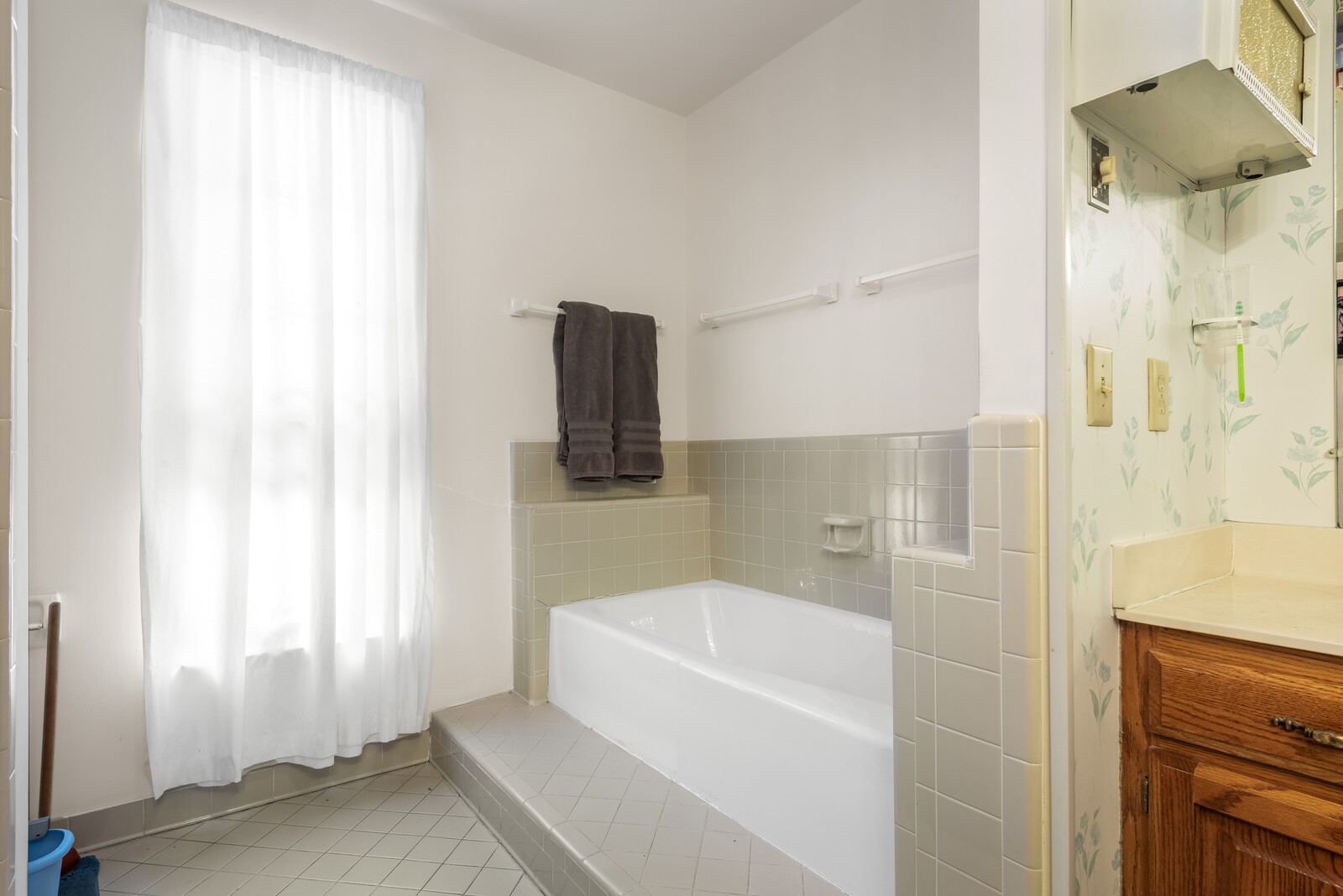 710 General George Patton Road Nashville, TN 37221 - Photo 15 of 18 a bathroom with a bathtub and a shower