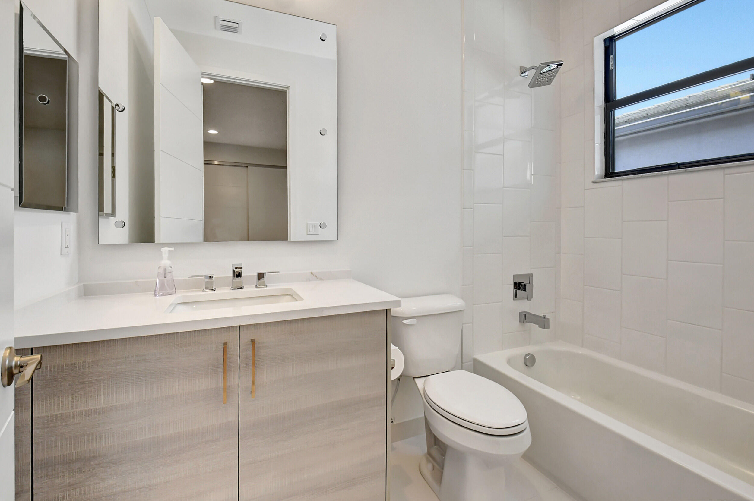 17075 Watersprite Lakes Road Boca Raton, FL 33496 - Photo 34 of 51 35_dsc_4978