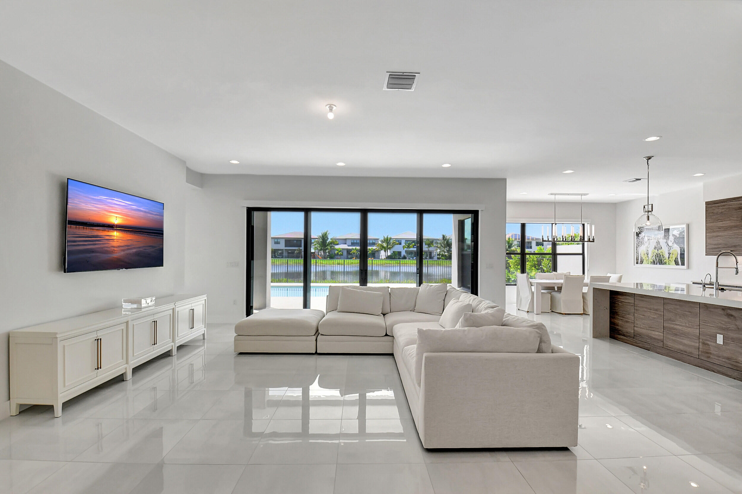 17075 Watersprite Lakes Road Boca Raton, FL 33496 - Photo 5 of 51 05_dsc_4748