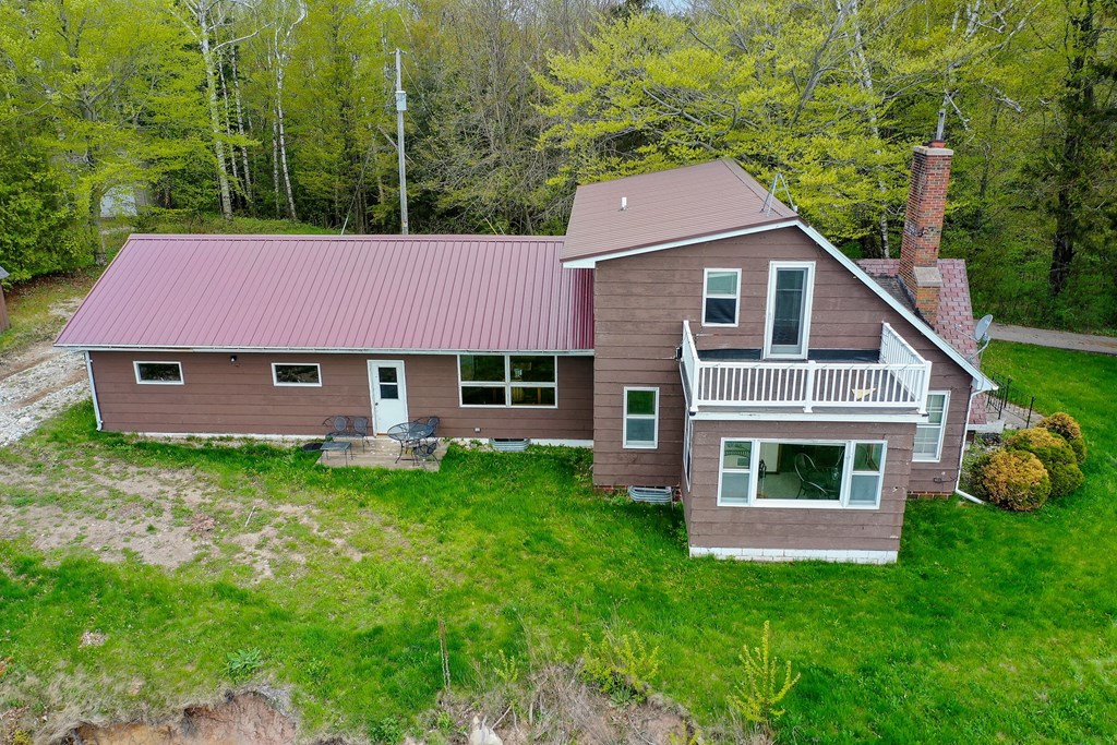 2890 North Lakeshore Road Kewaunee, WI 54216 - Photo 29 of 39