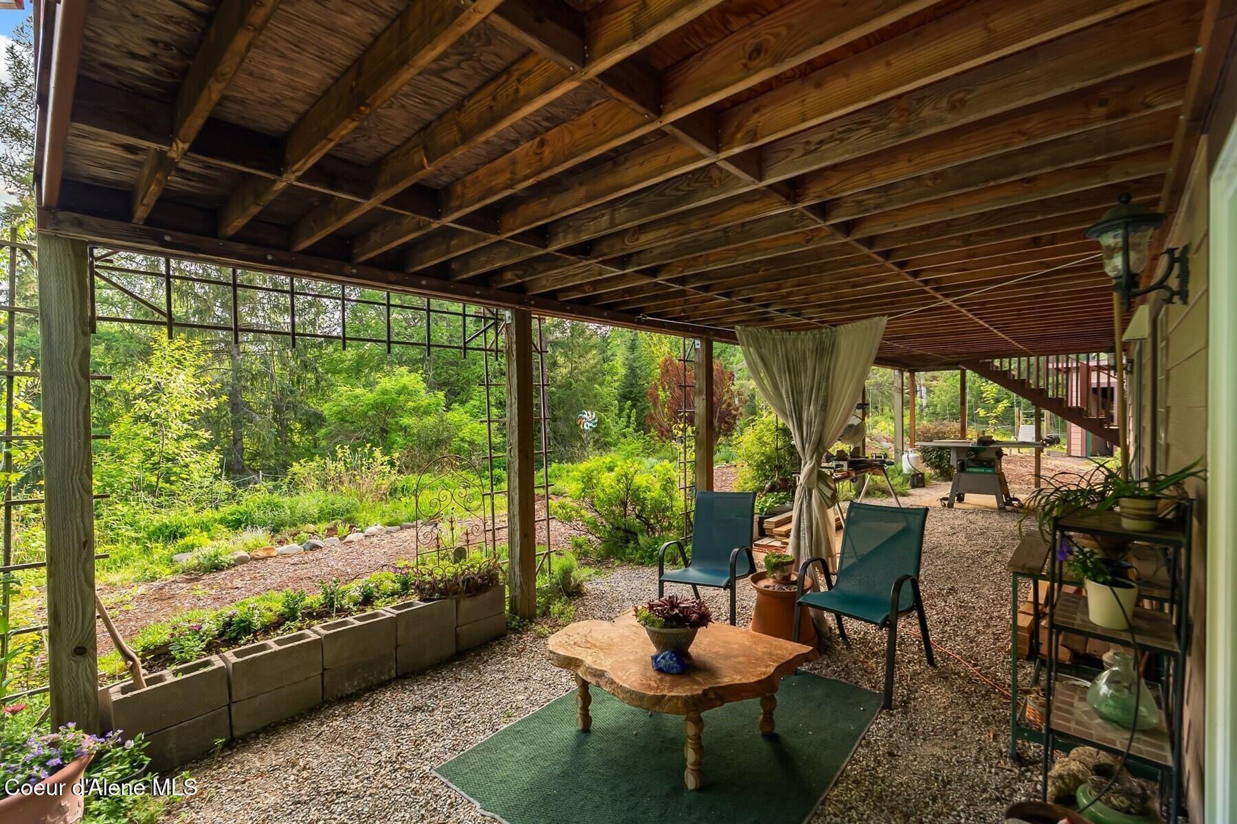 446 Hummingbird Drive Sandpoint, ID 83864 - Photo 75 of 95 Patio