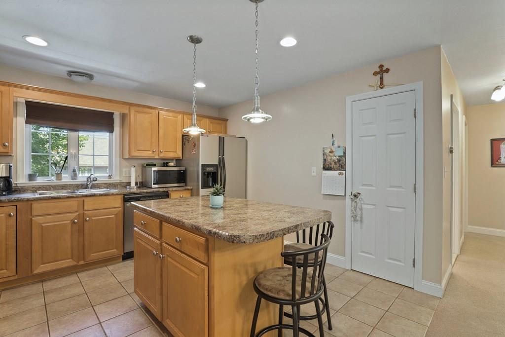 69 Abington Lane Fall River, MA 02721 - Photo 12 of 27 Gallery Image 12